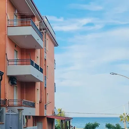 Lungomare Apartament *