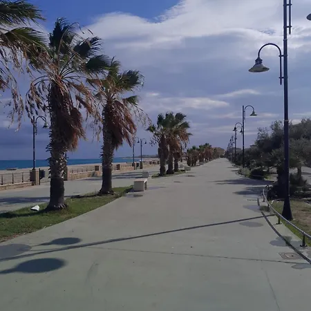 Lungomare Apartament Marina di Strongoli